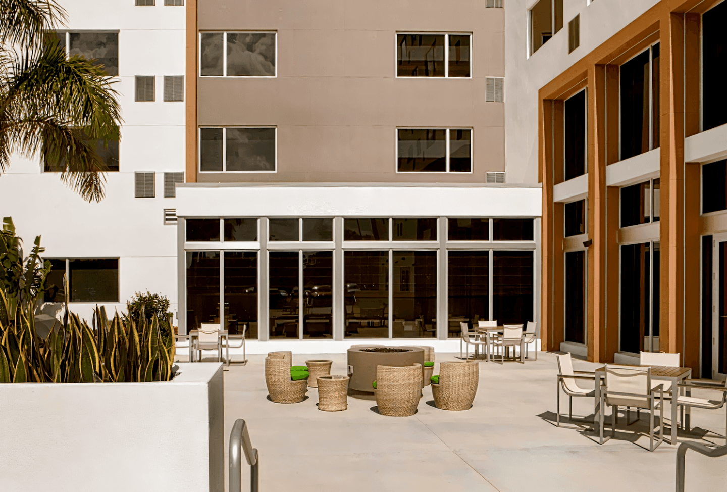Element Miami Doral