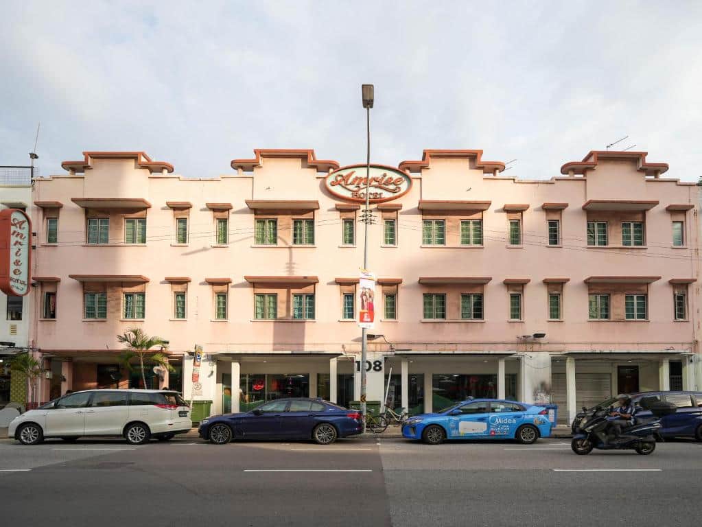Amrise Hotel