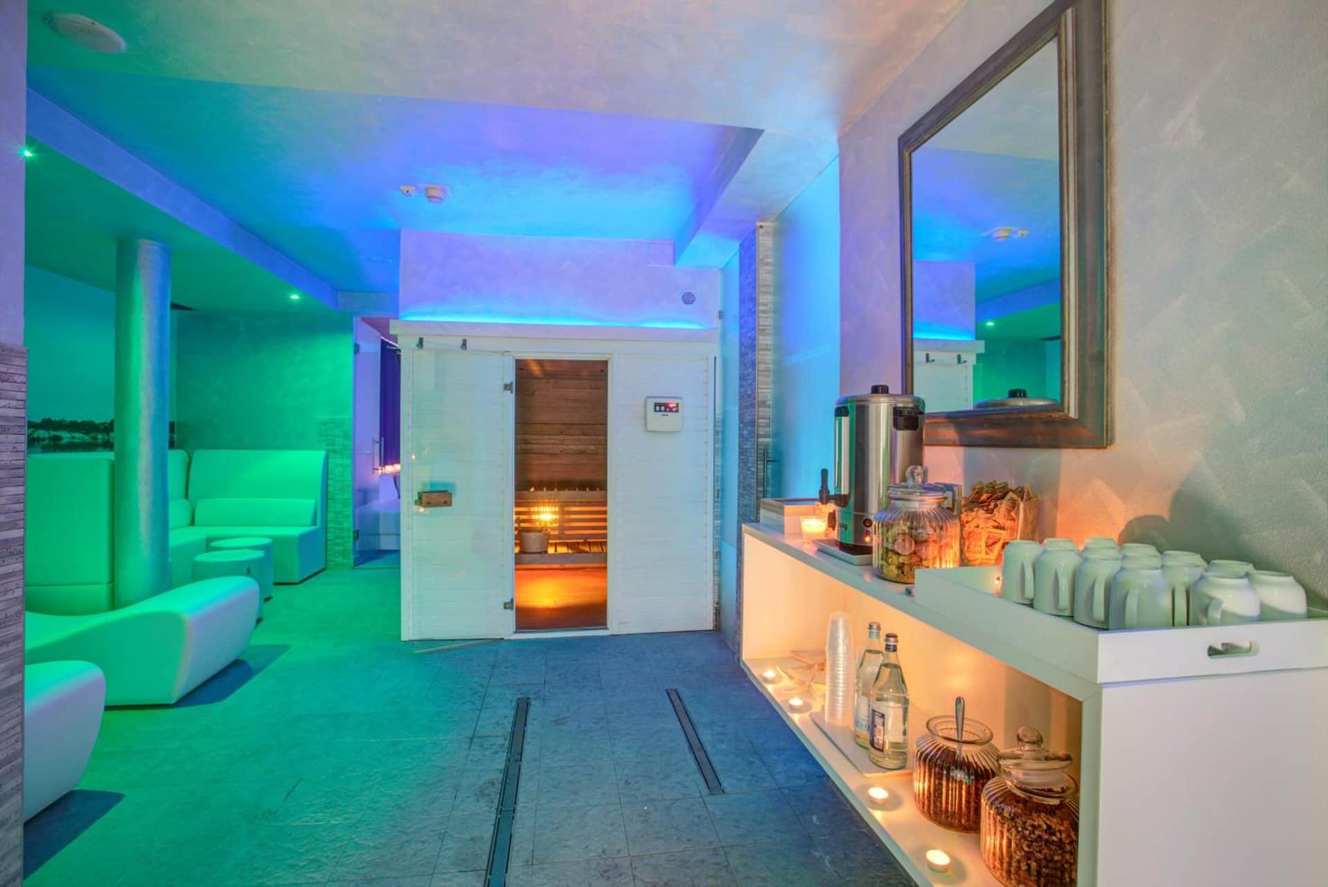 Ferretti Beach Hotel