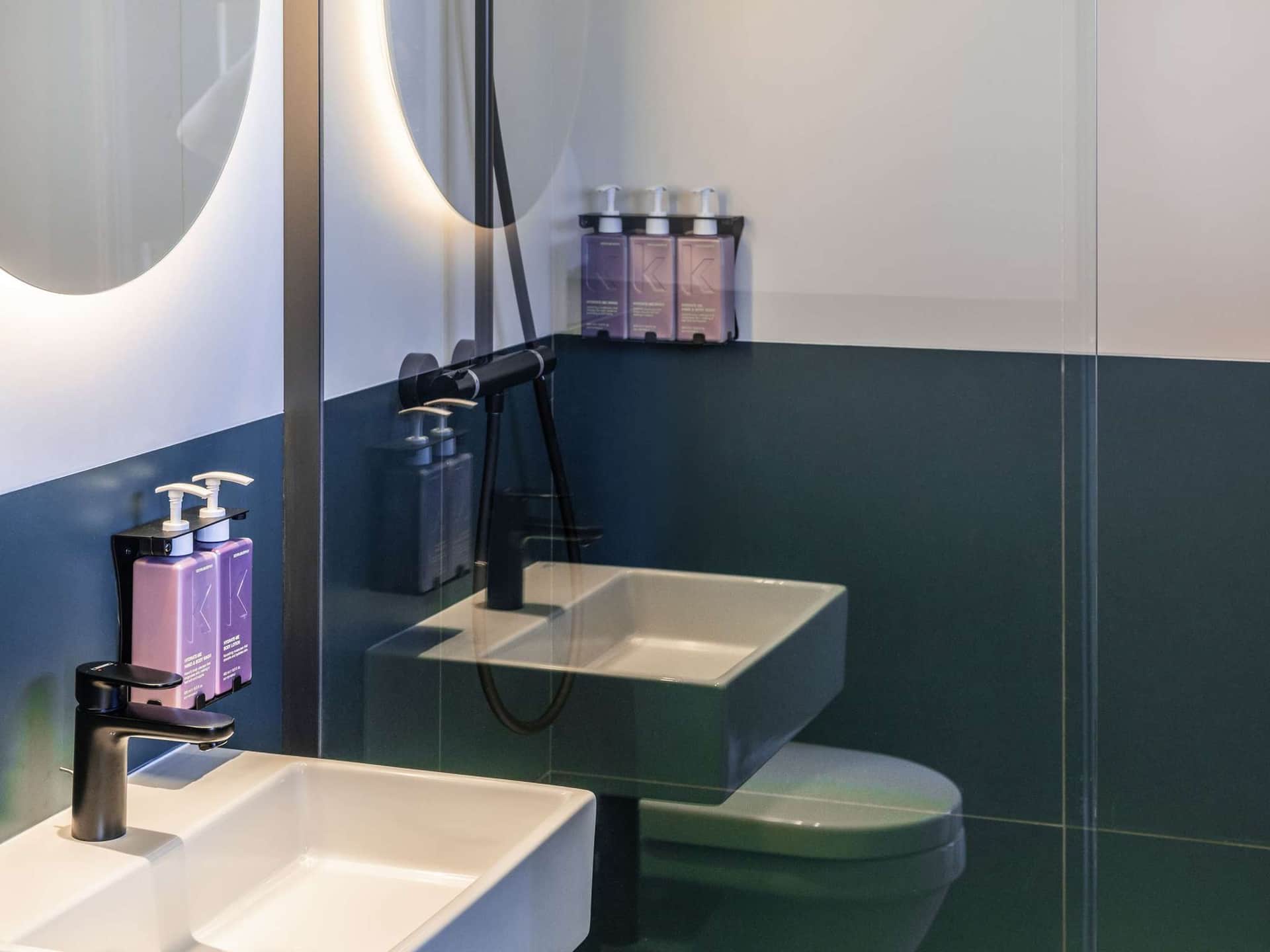 TRIBE Paris Clichy
