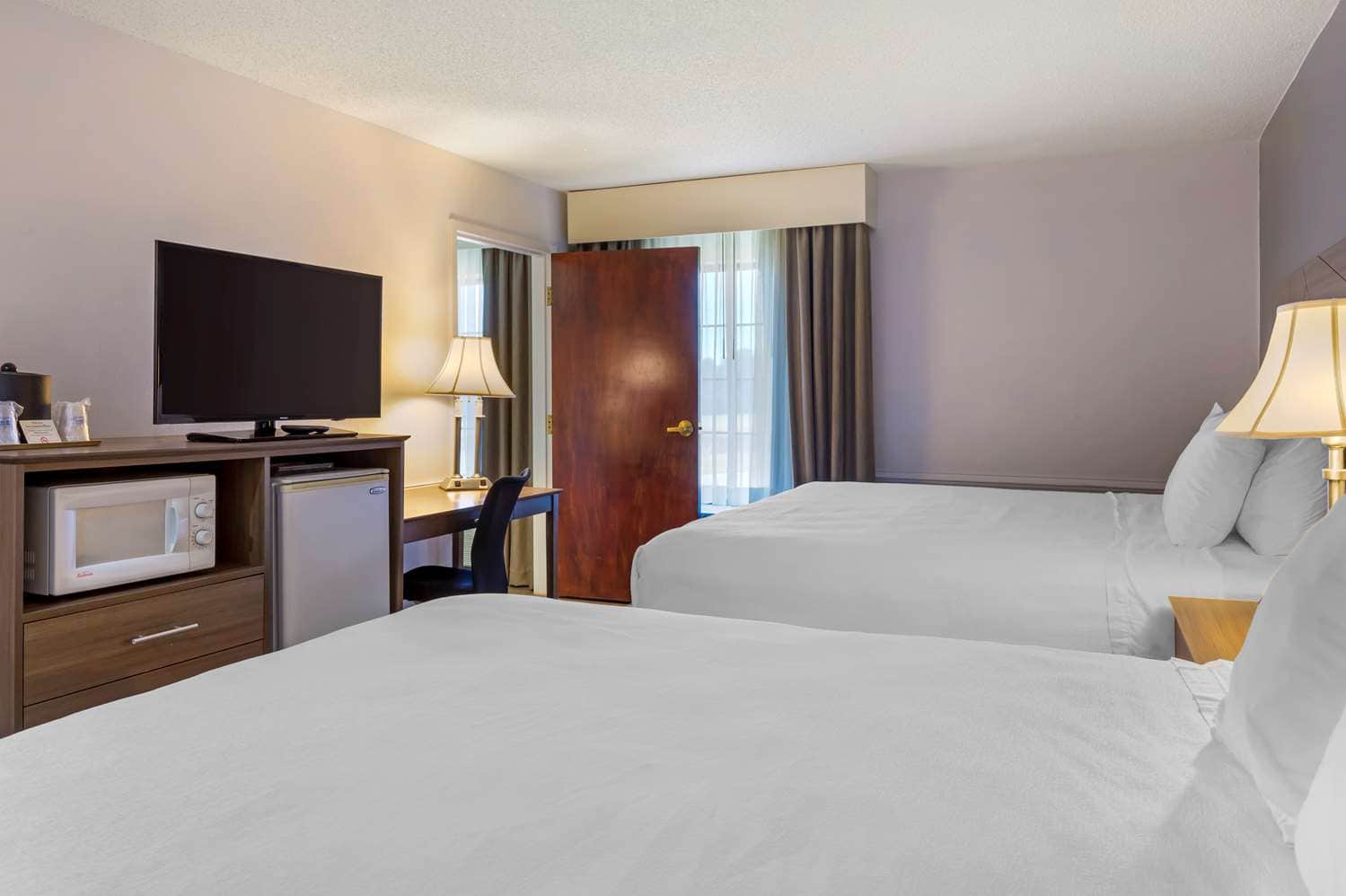 Best Western Plus South Hill Inn