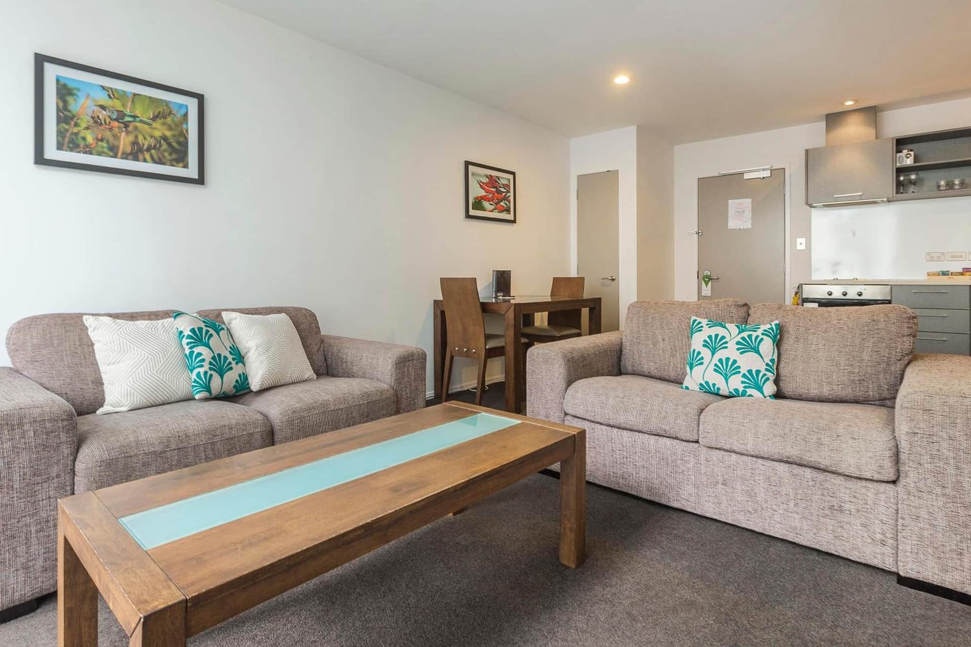 Barclay Suites
