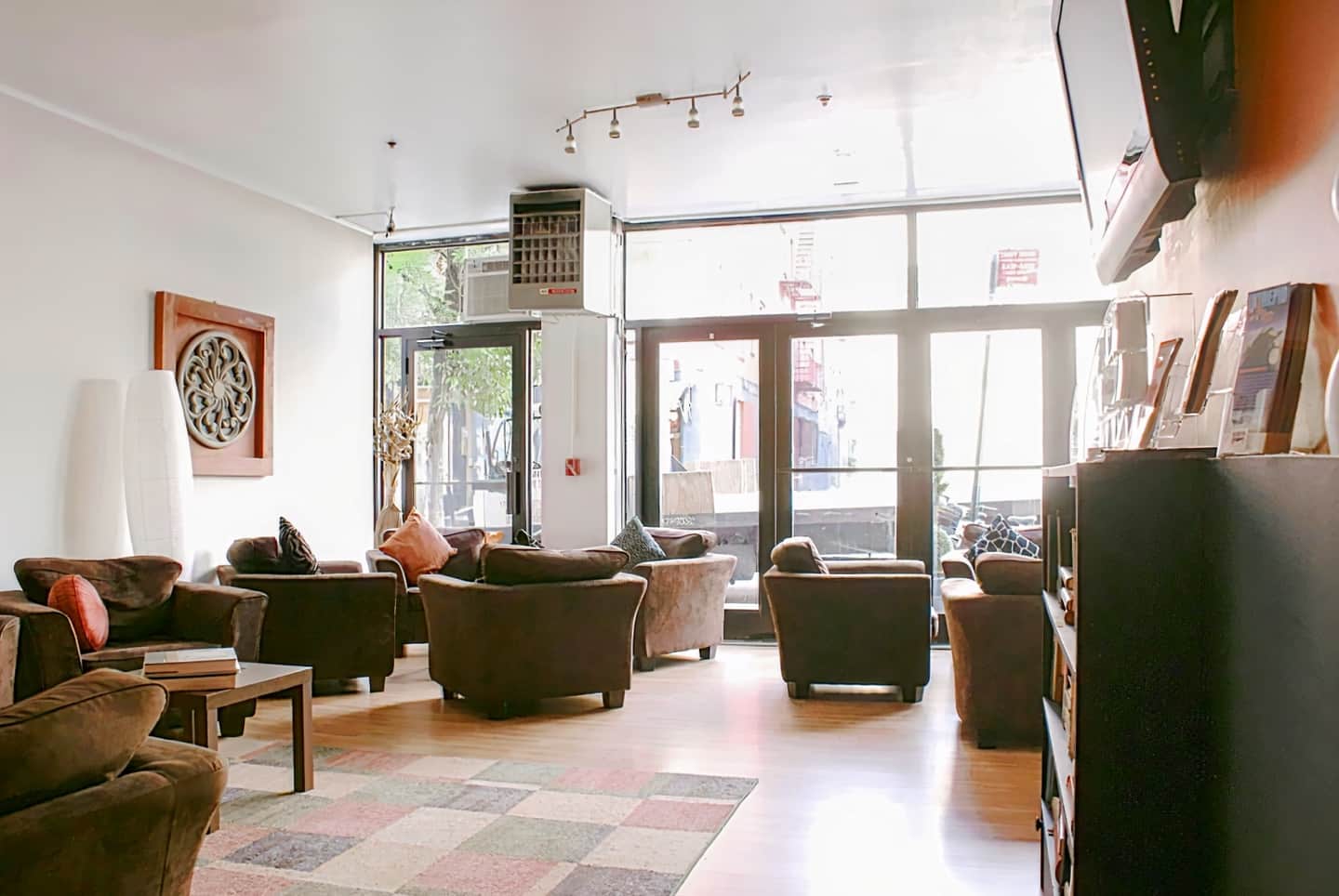 Off soho Suites Hotel