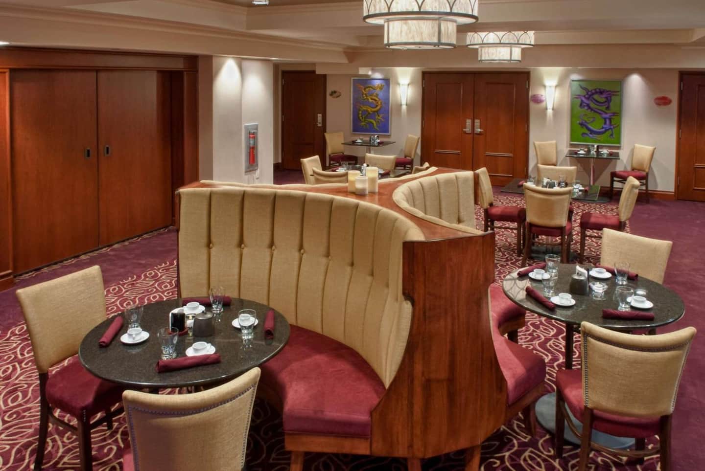 Viana Hotel & Spa