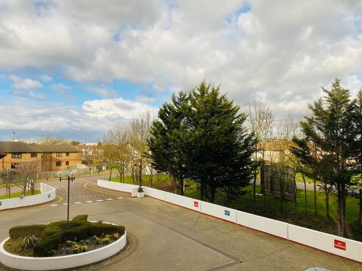 Copthorne Slough-Windsor
