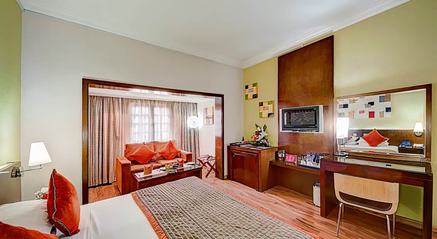 Ascot Hotel