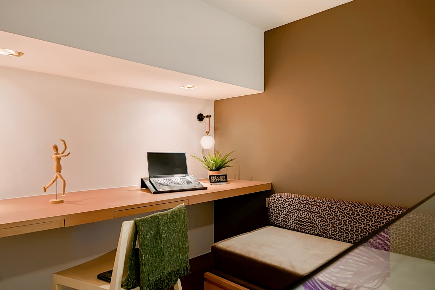 Studio M Hotel
