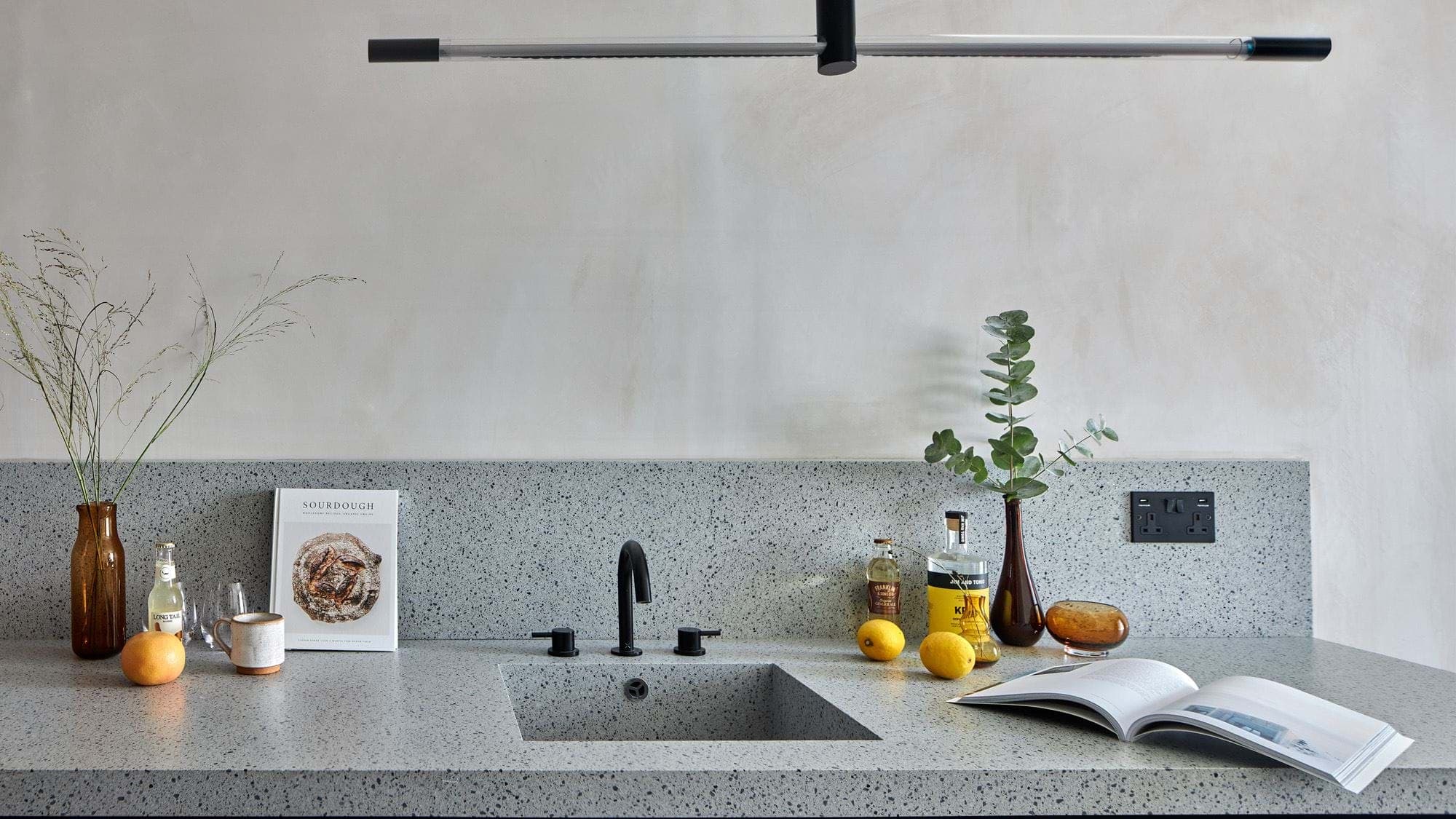 London Kingsland Locke