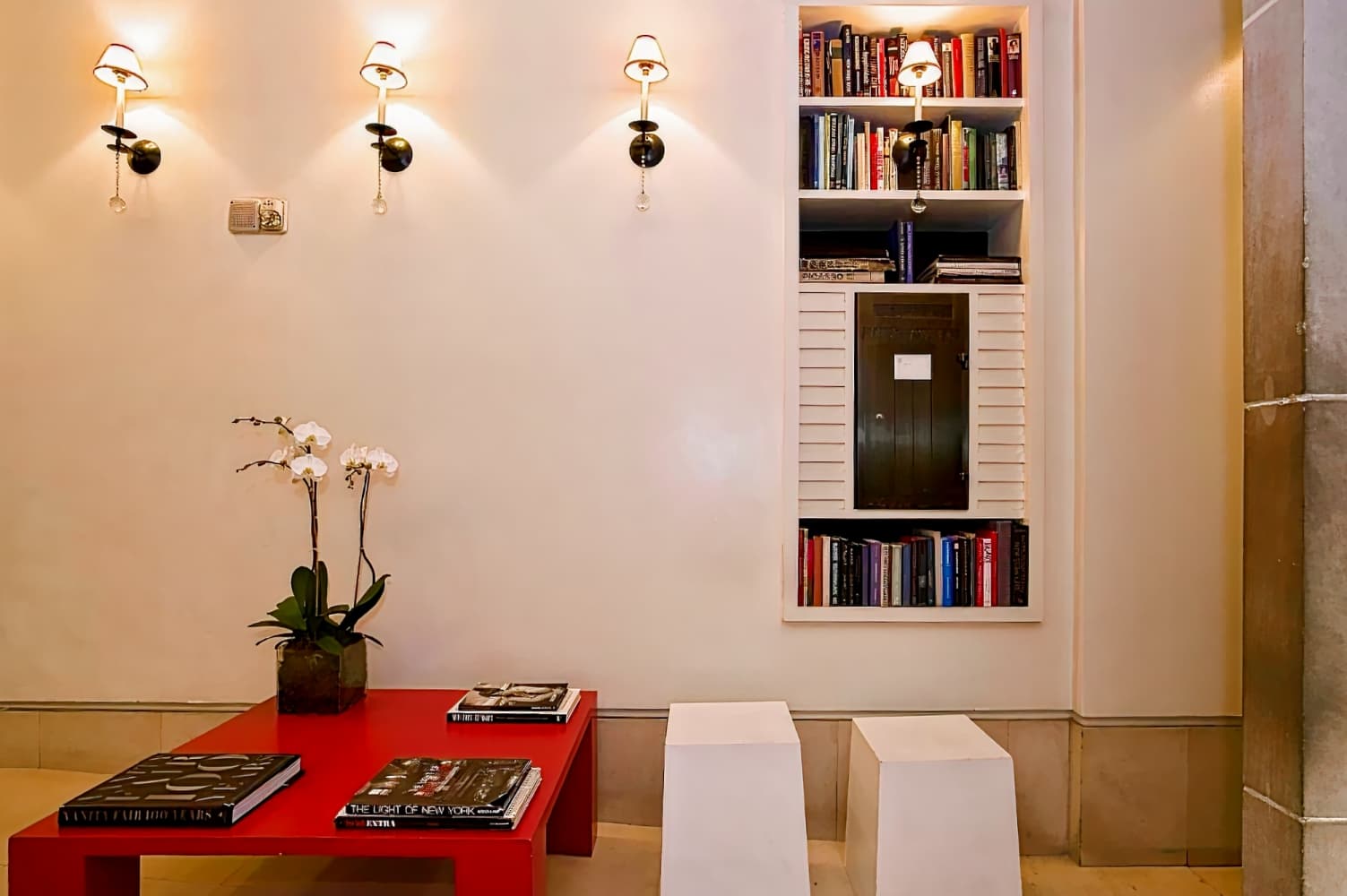 City Club Hotel