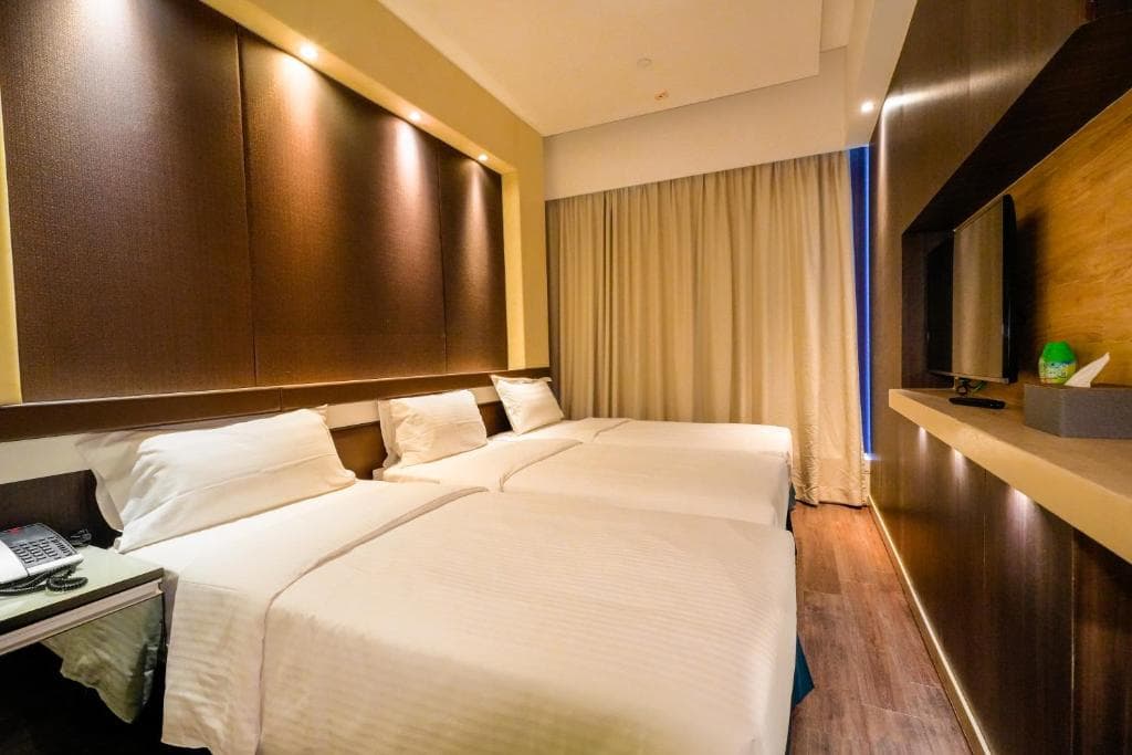 Epoch Hotel