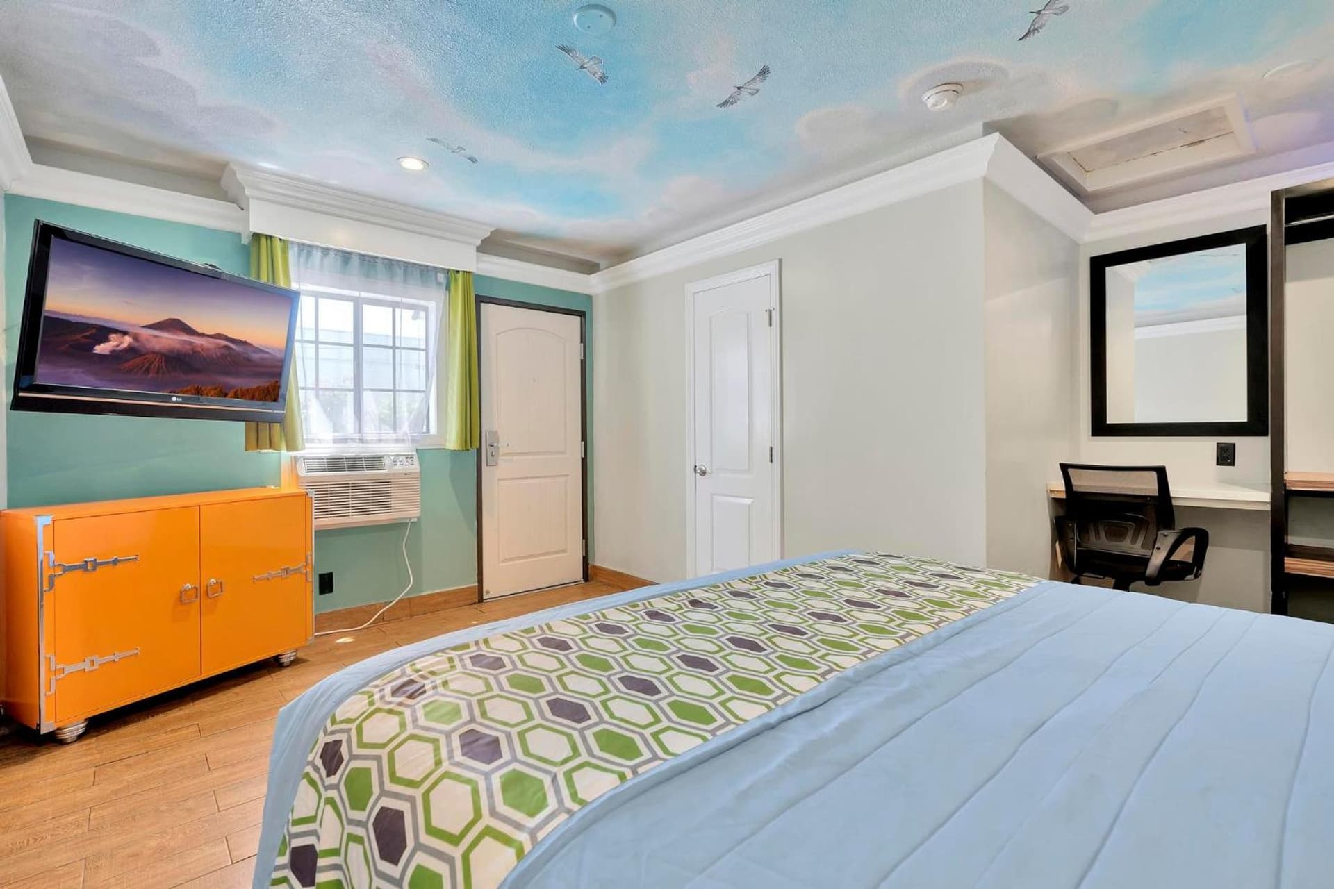 Mid City Inn
