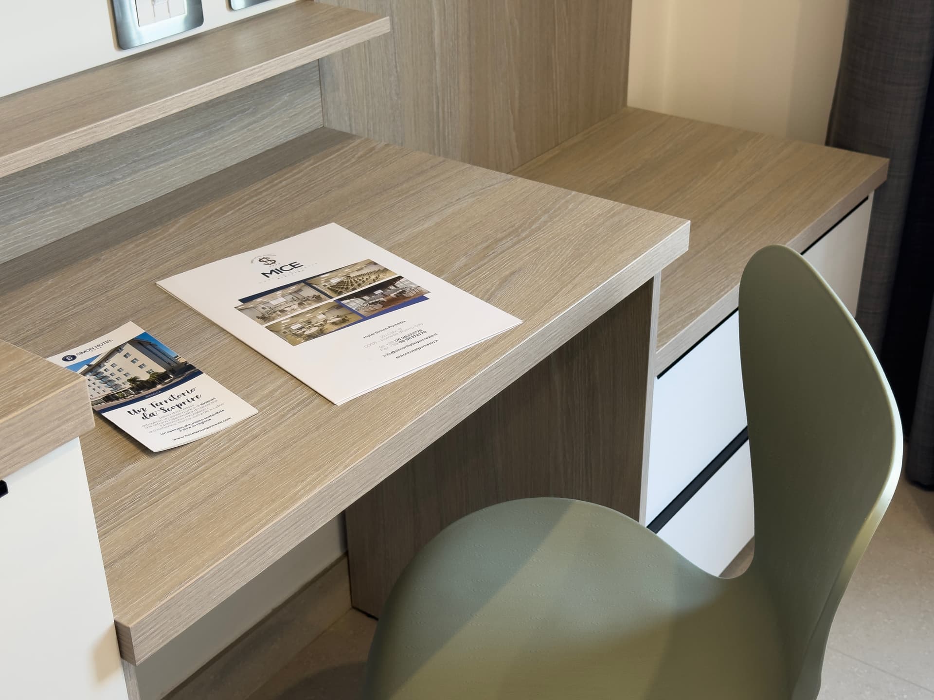 Simon Hotel Aprilia