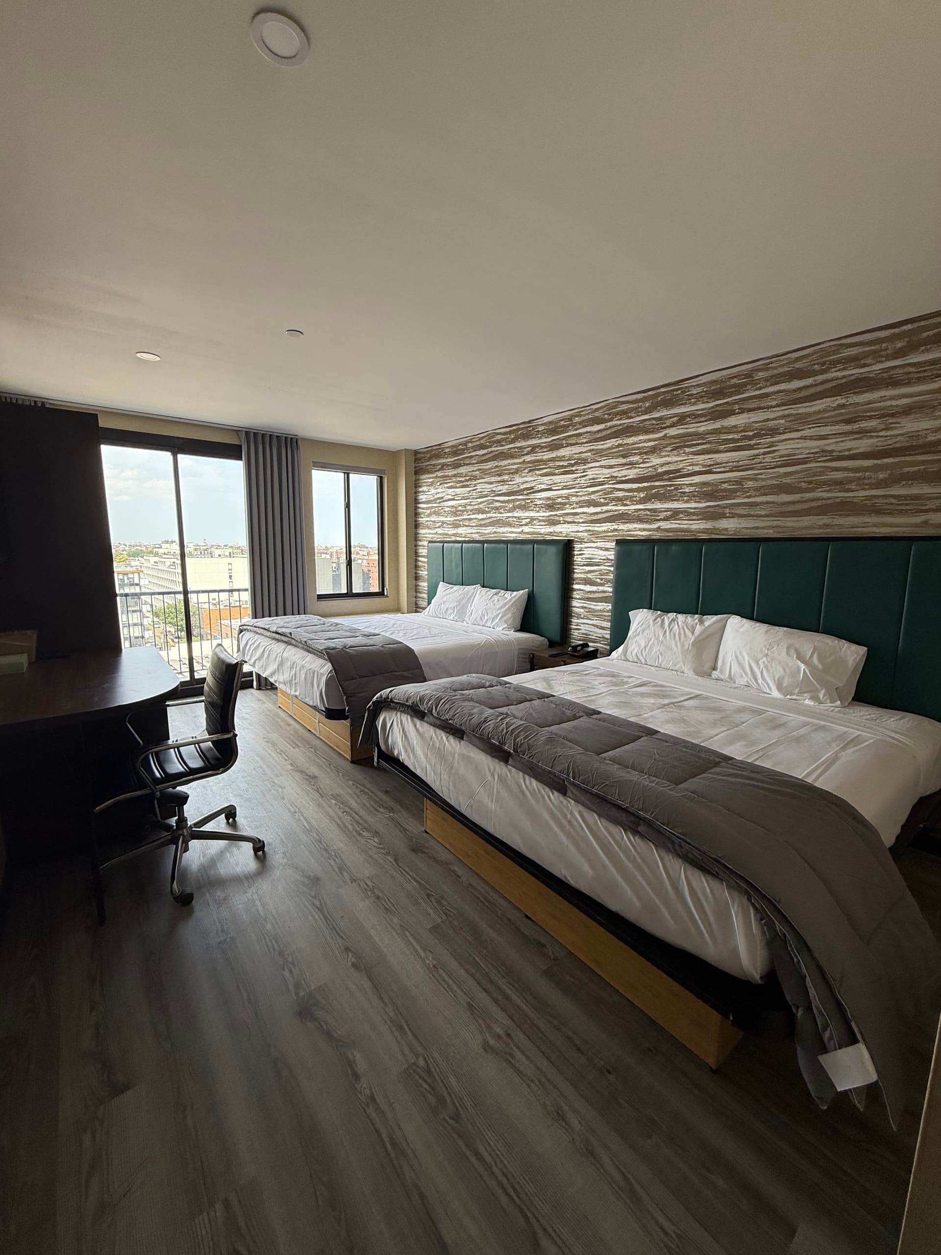 Skylux Hotel