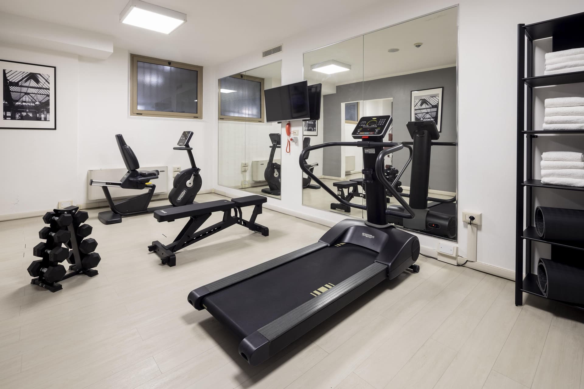 Holiday Inn Genoa City by IHG