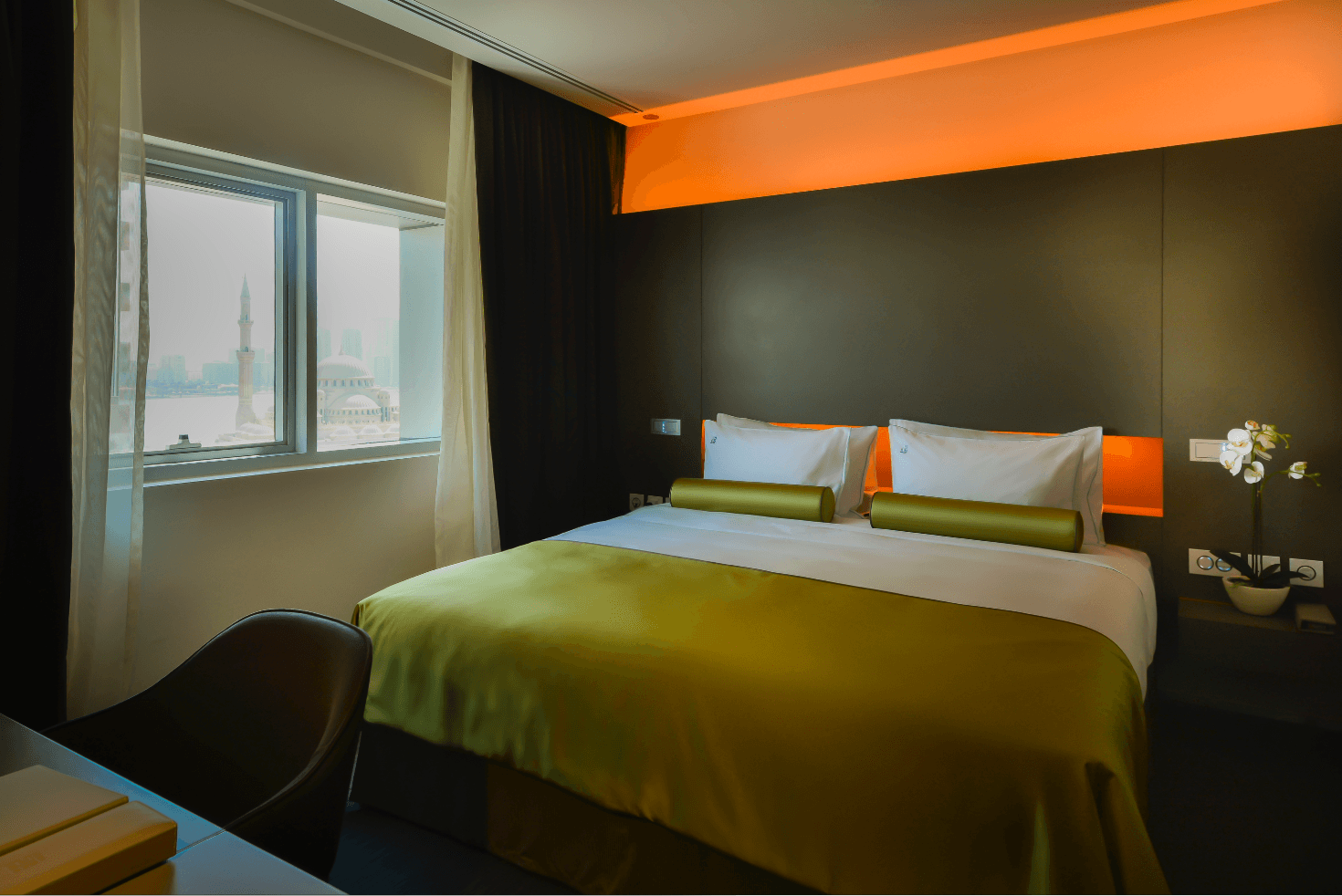 72 Hotel