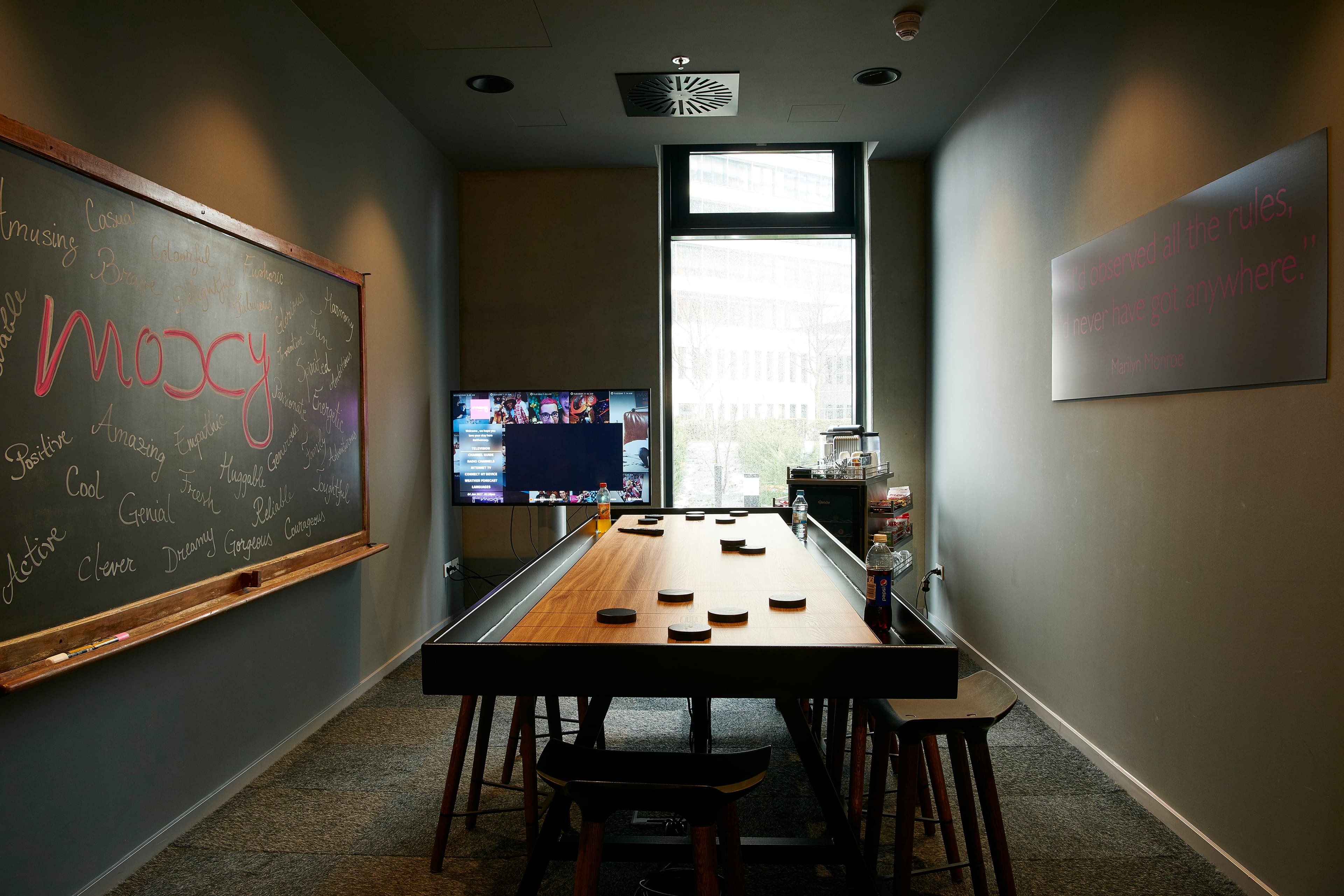 Moxy Frankfurt Airport(INACTIVE)