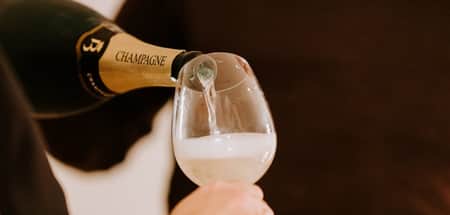 Alkoholische Getränke mit Kohlensäure