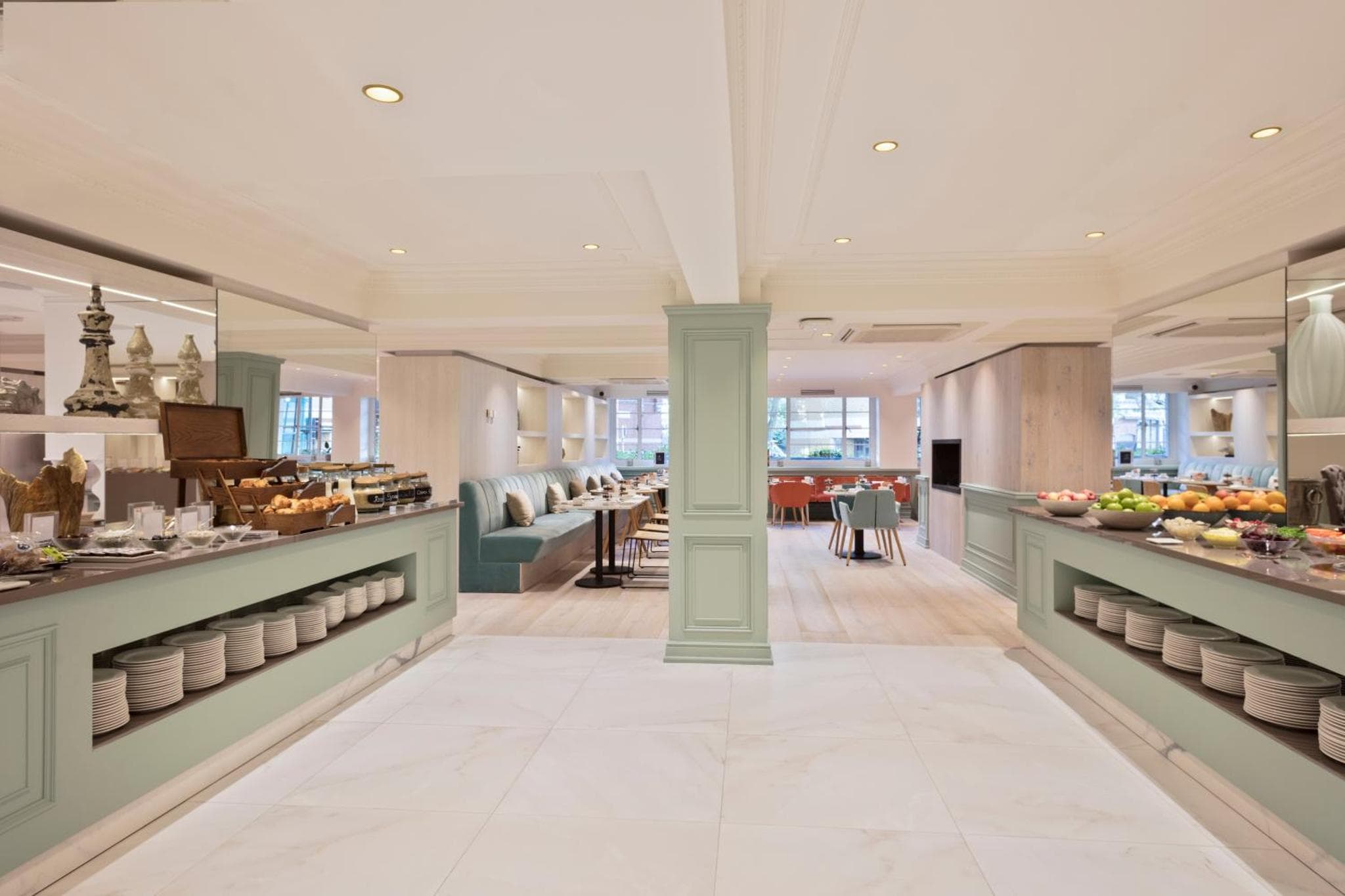 The Level at Meliá White House