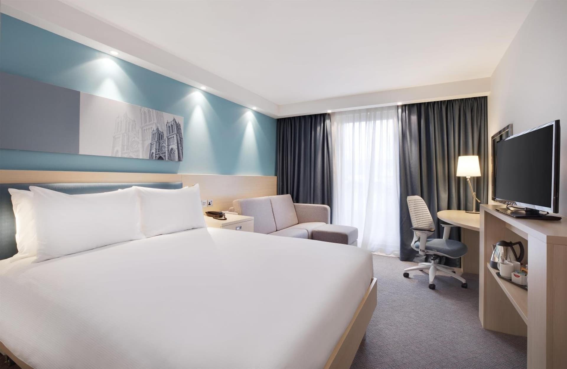 Hampton By Hilton Bristol Airport