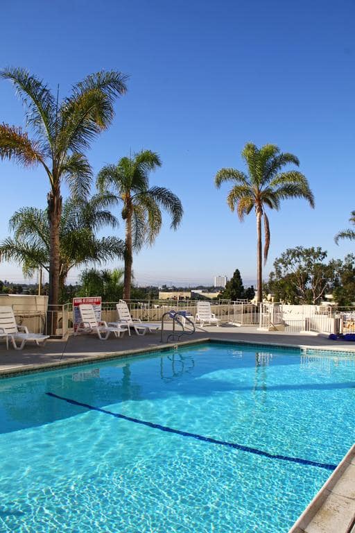 LA Crystal Hotel and Casino