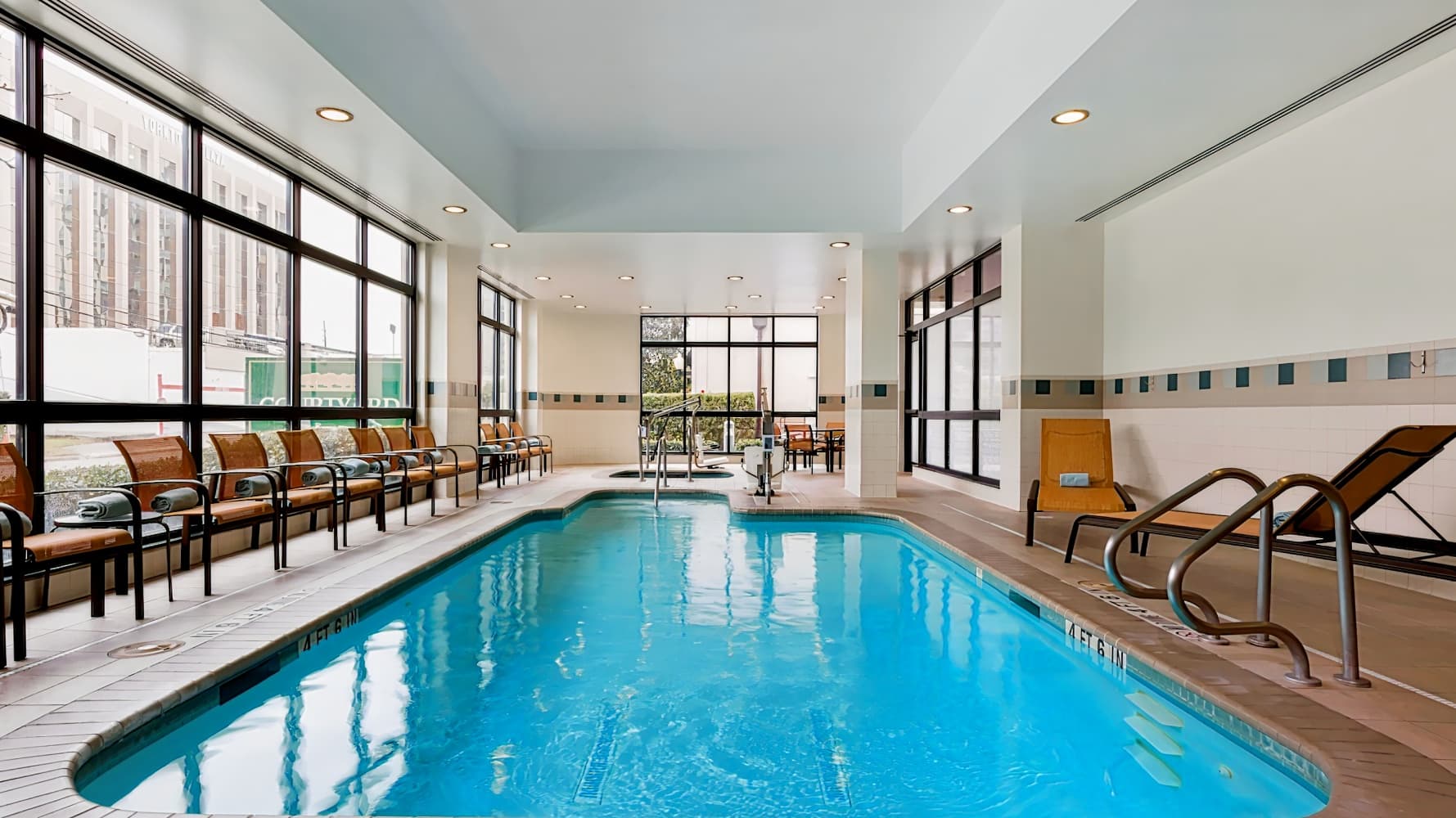 Courtyard by Houston by The Galleria