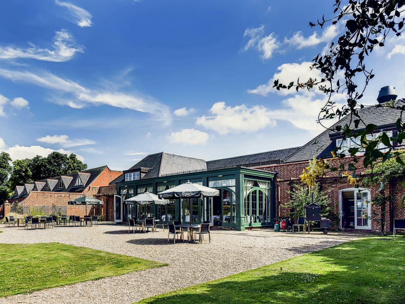 Mercure Warwickshire Walton Hall Hotel & Spa