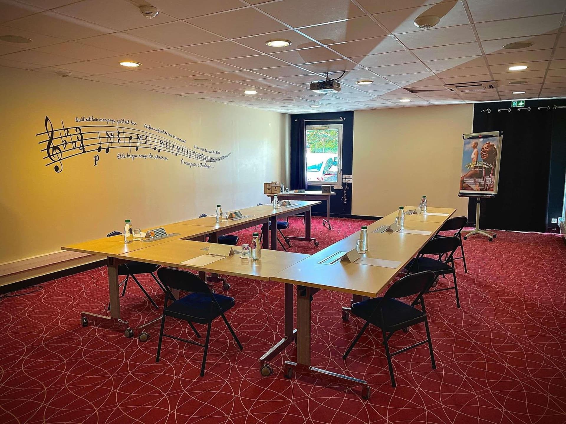 ibis Styles Toulouse Blagnac Airport