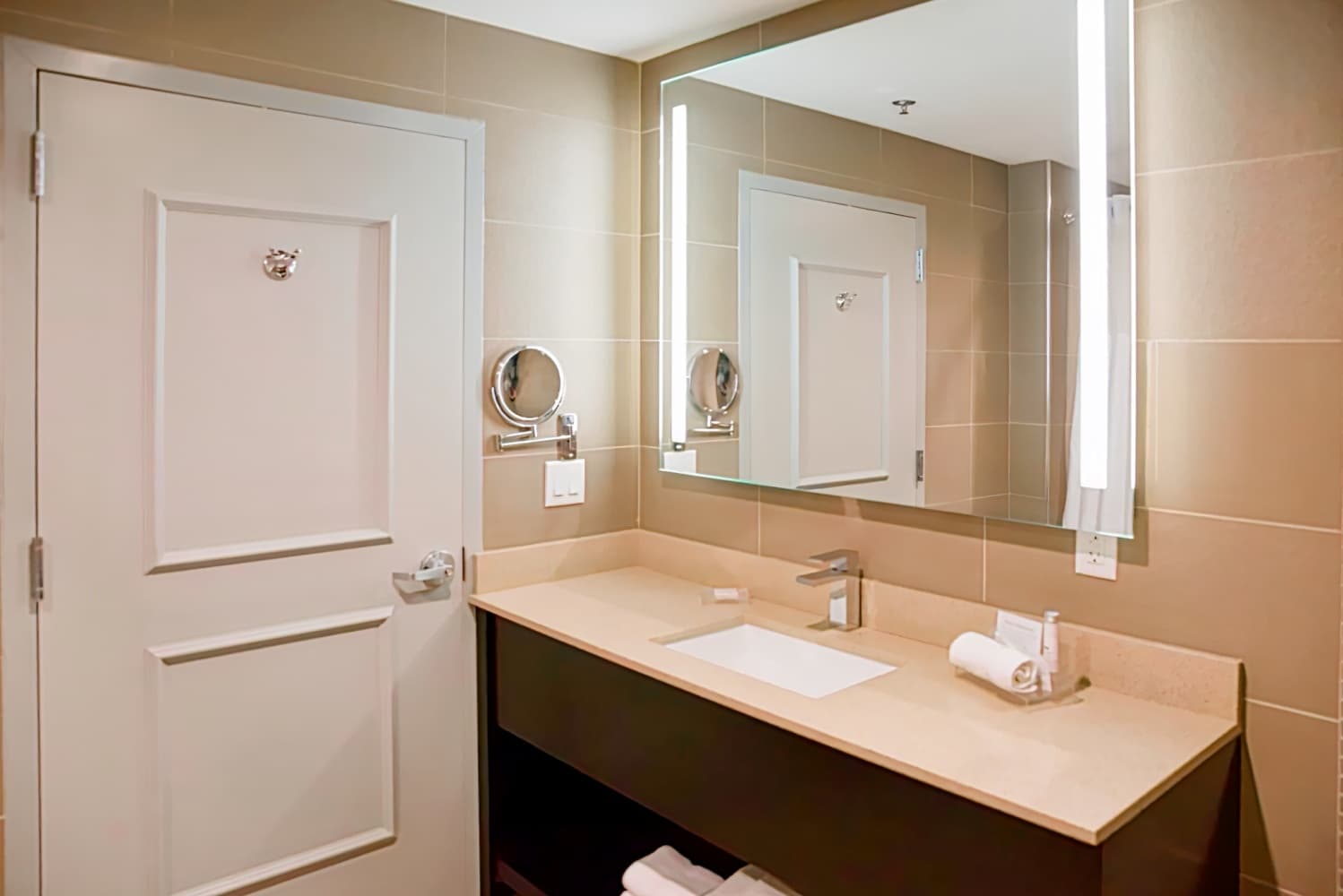 Best Western Premier NYC Gateway Hotel