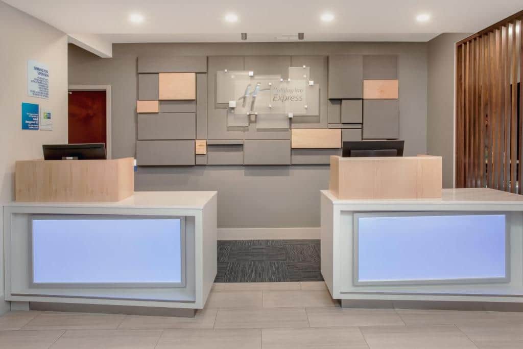 Holiday inn Express Haskell-Wayne Area, an IHG Hotel