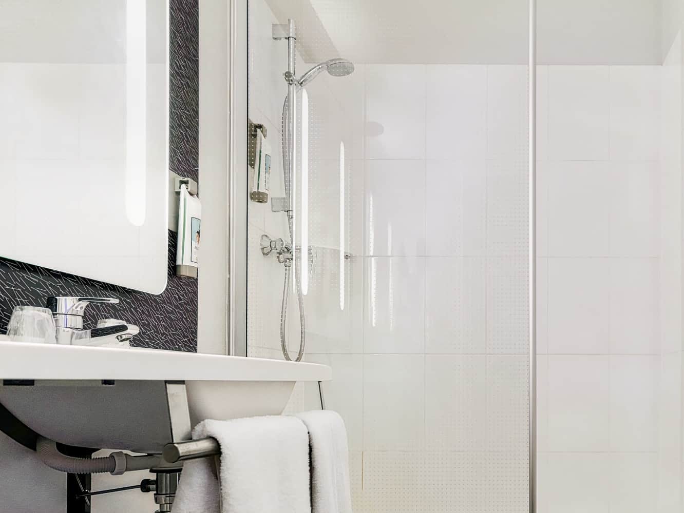 ibis Laval le Relais d'Armor
