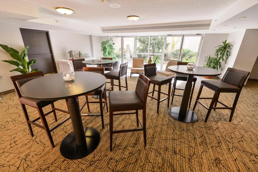 Holiday Inn Montreal Centre-Ville Downtown