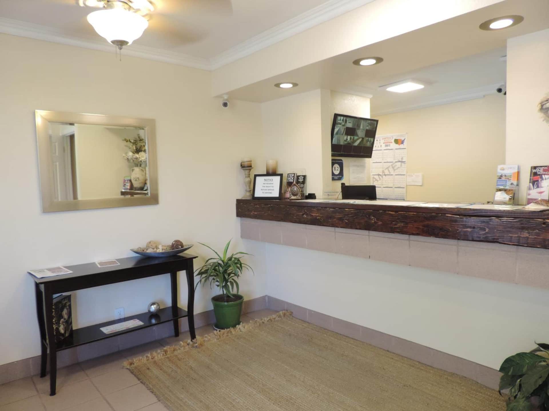 Lotus of Lompoc - A Great Hospitality Inn