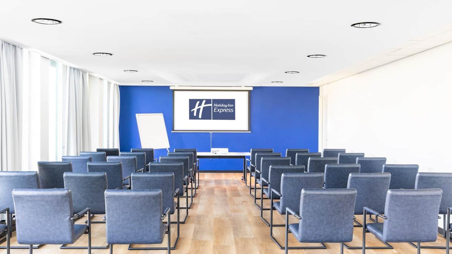 Holiday Inn Express Utrecht - Papendorp, an IHG Hotel