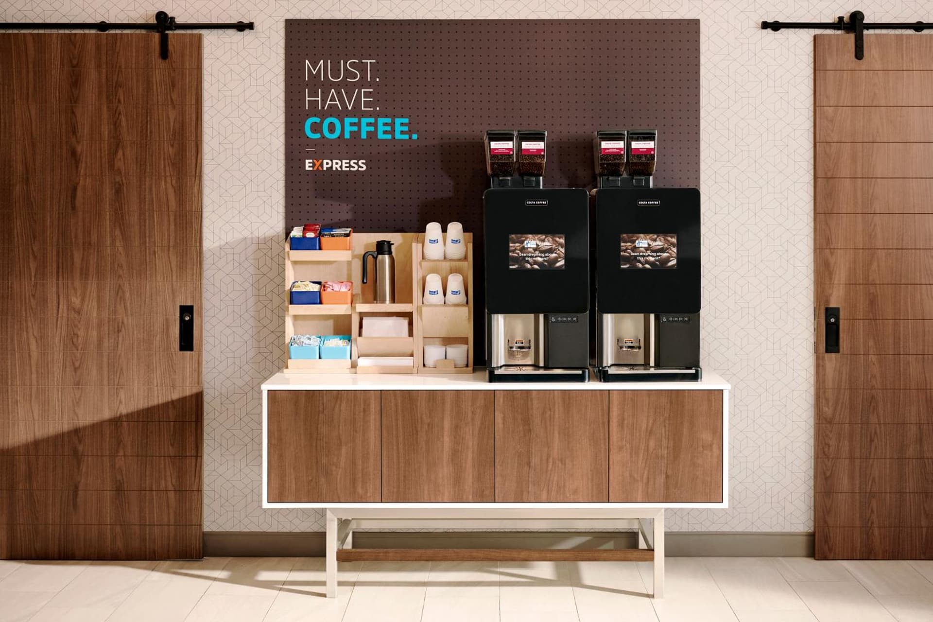Holiday Inn Express & Suites West Chester by IHG