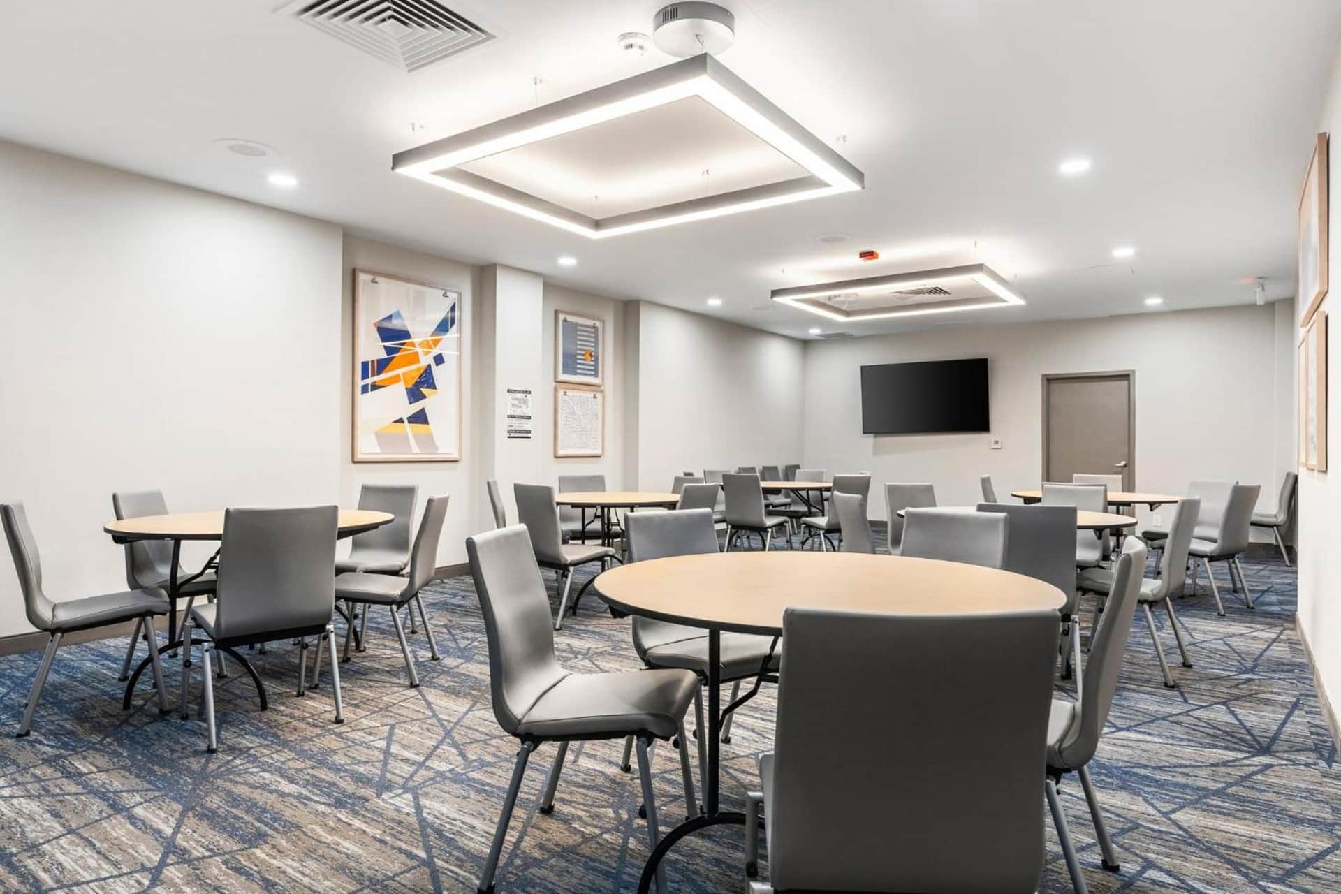 Holiday Inn Express Van Nuys