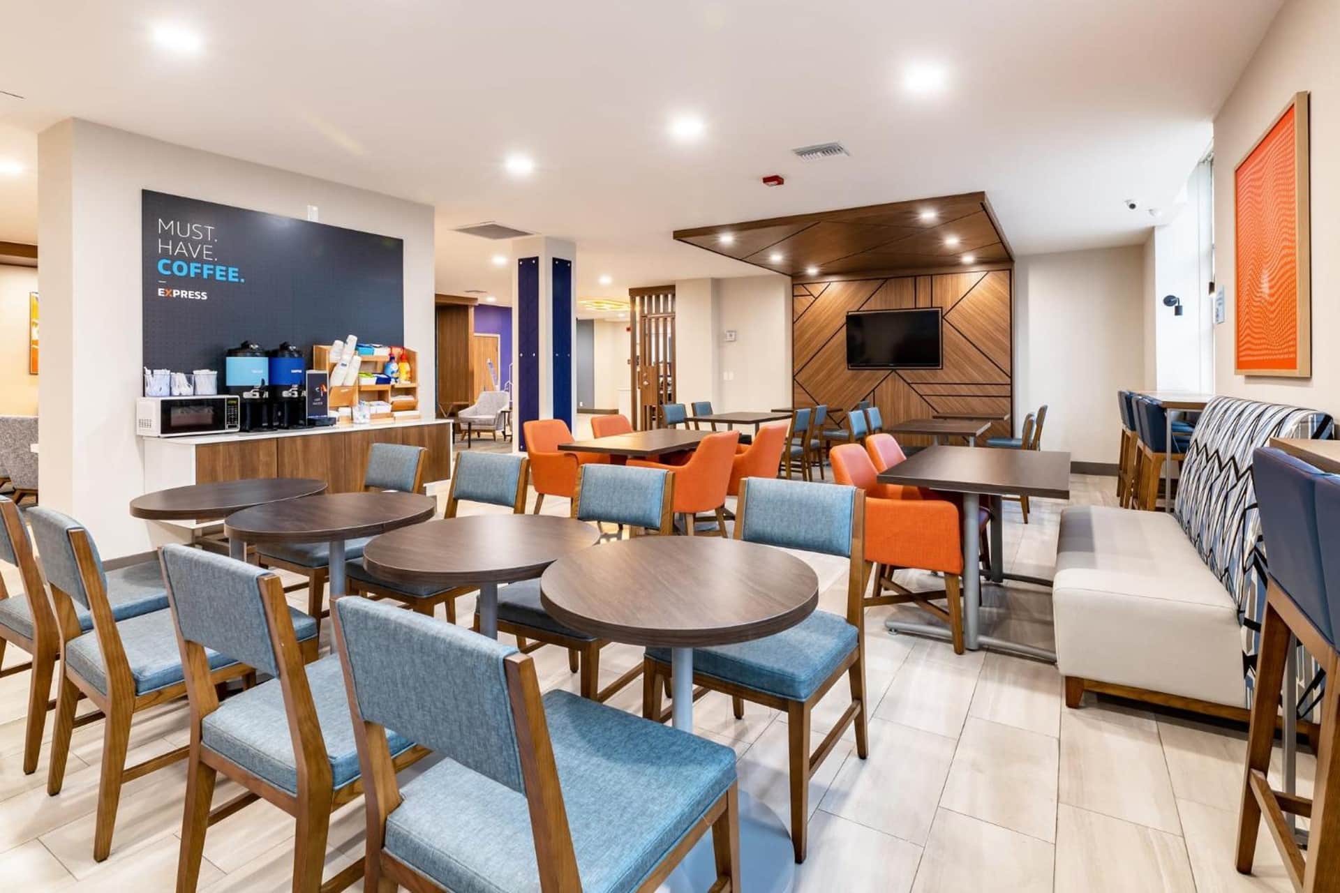Holiday Inn Express Van Nuys