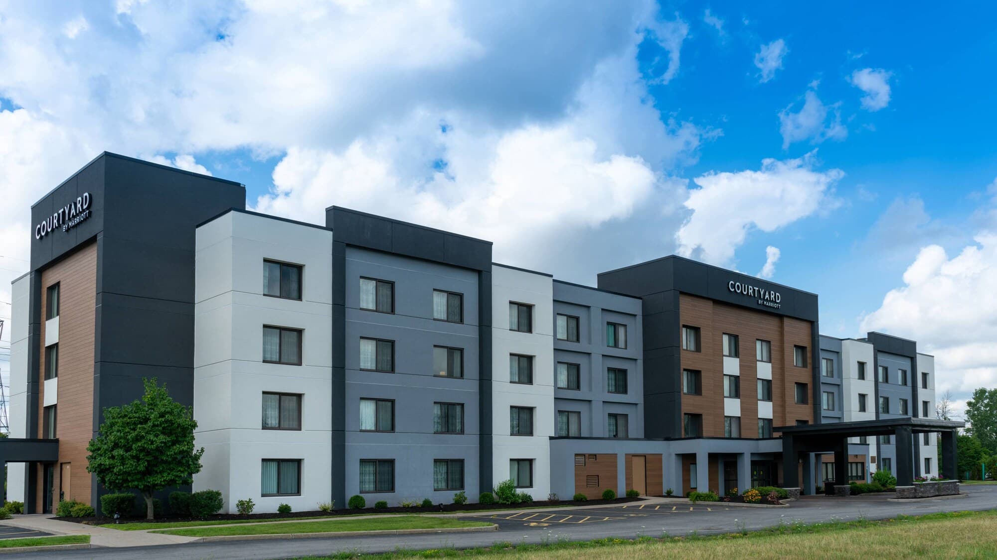 Courtyard by Marriott Buffalo Amherst/University