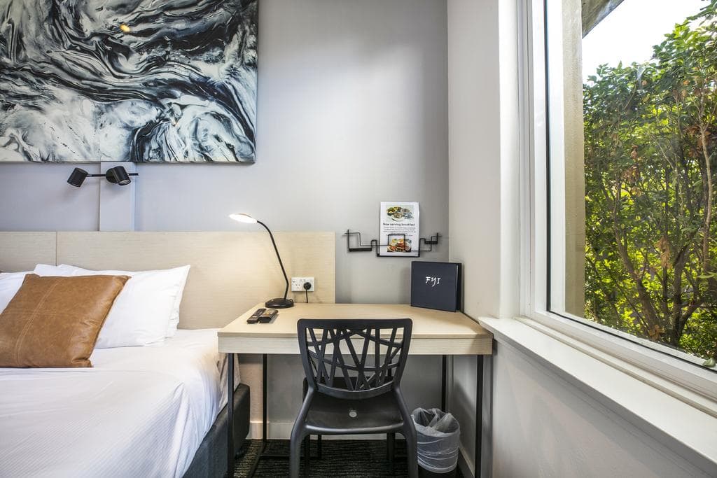 Nightcap at Colyton Hotel