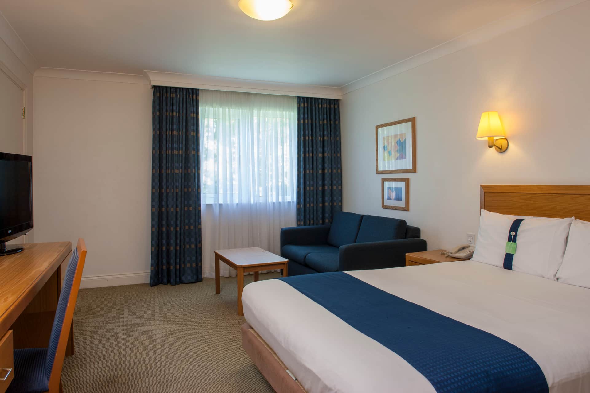 Holiday Inn Ashford Central