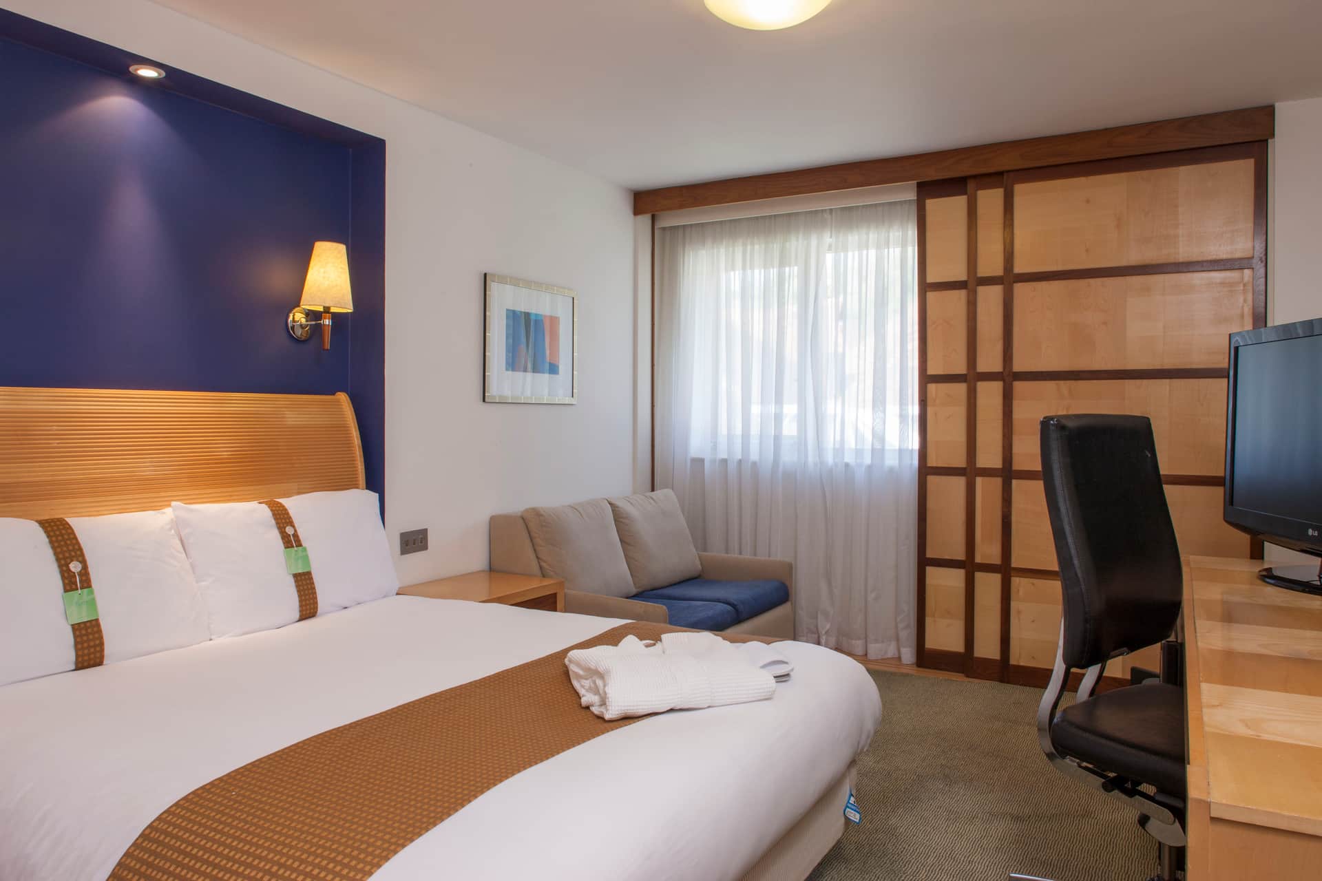 Holiday Inn Ashford Central