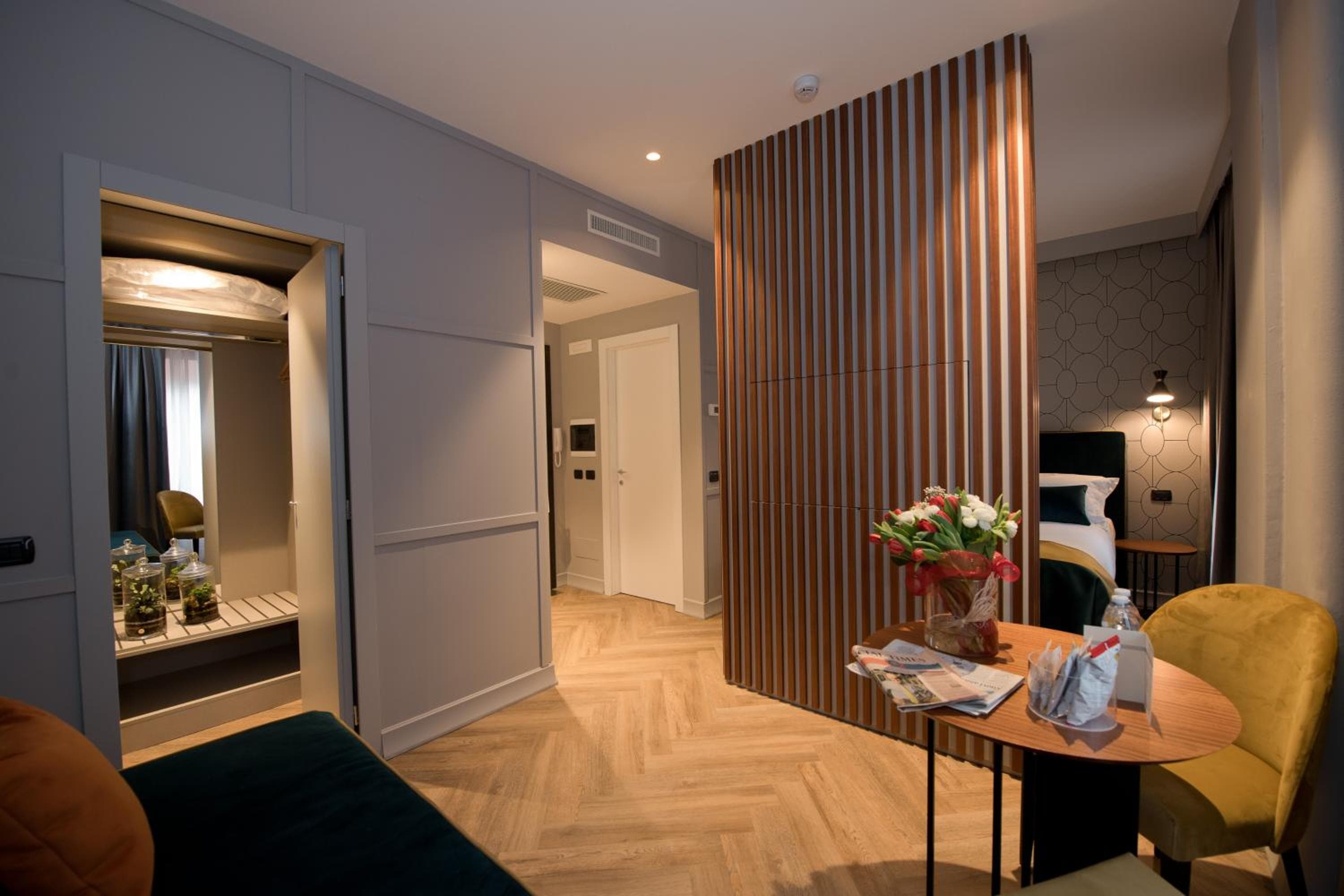 Duomo Hotel & Apartments