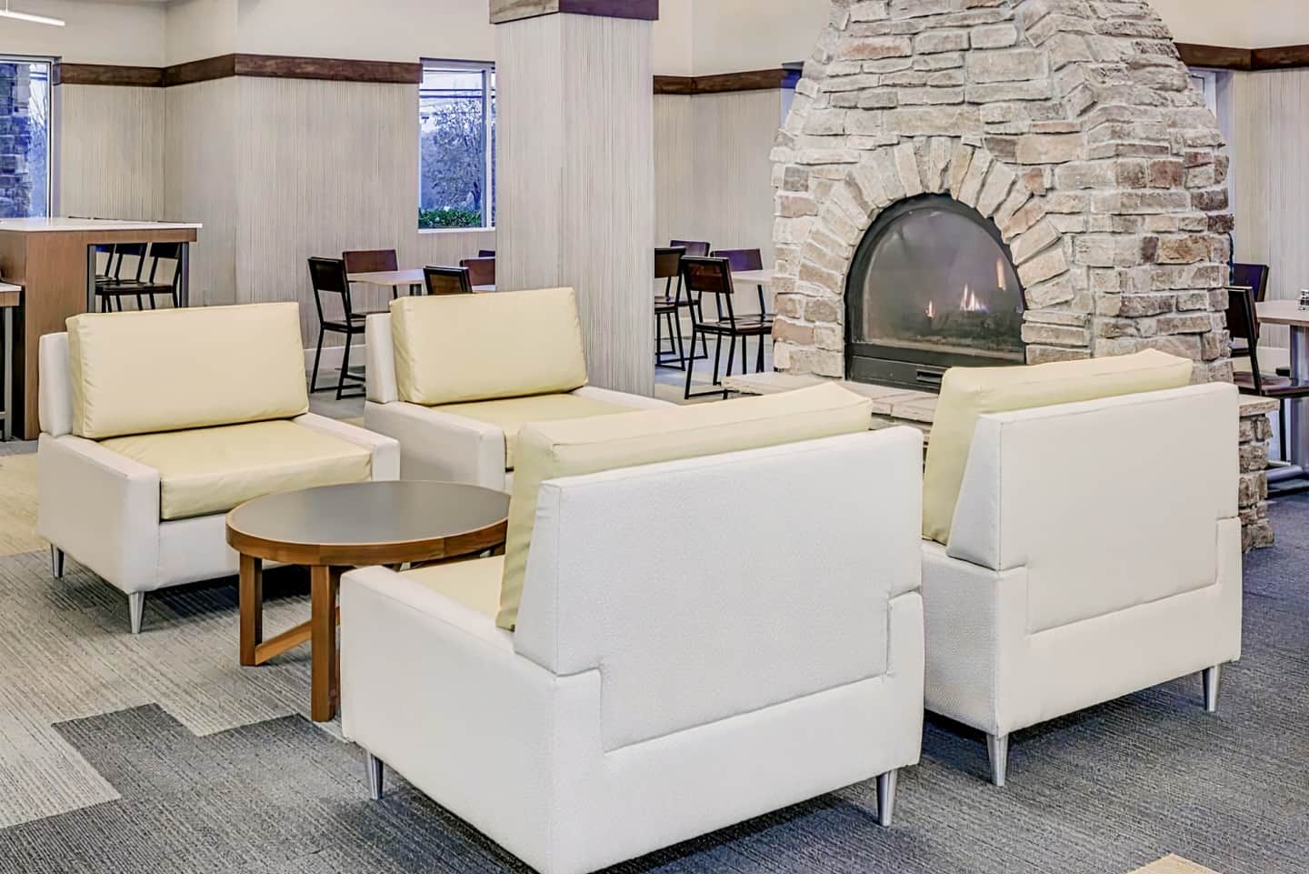 Holiday Inn Express Hotel & Suites East End