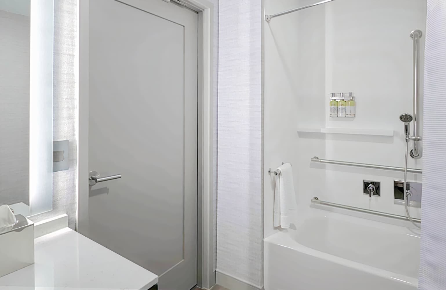 Staybridge Suites Boston Logan Airport - Revere