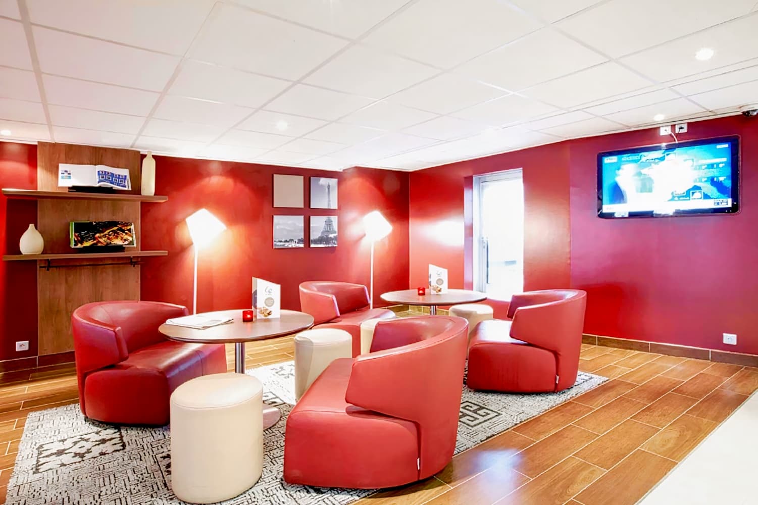 Campanile Versailles Buc