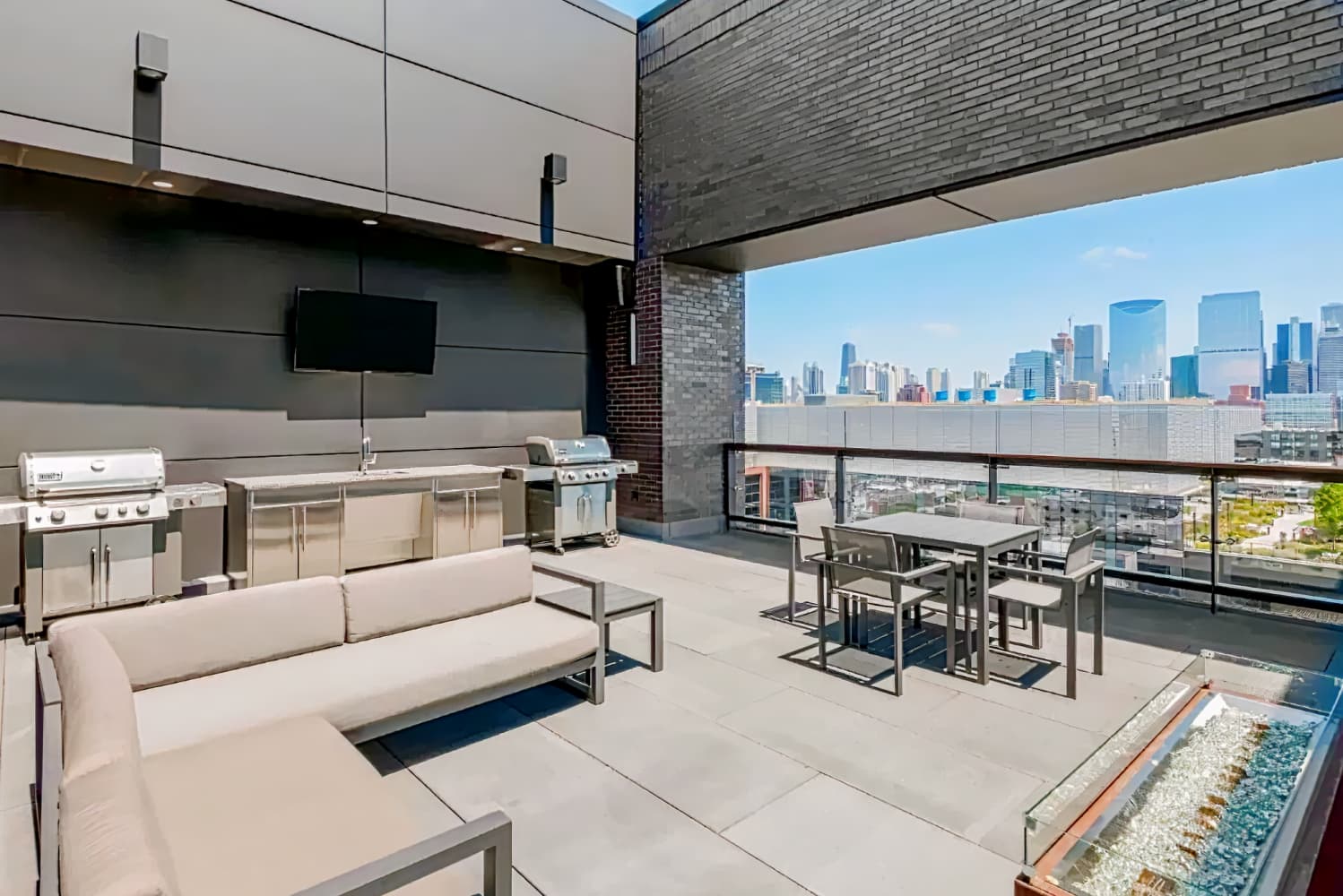 Hyatt House Chicago West Loop