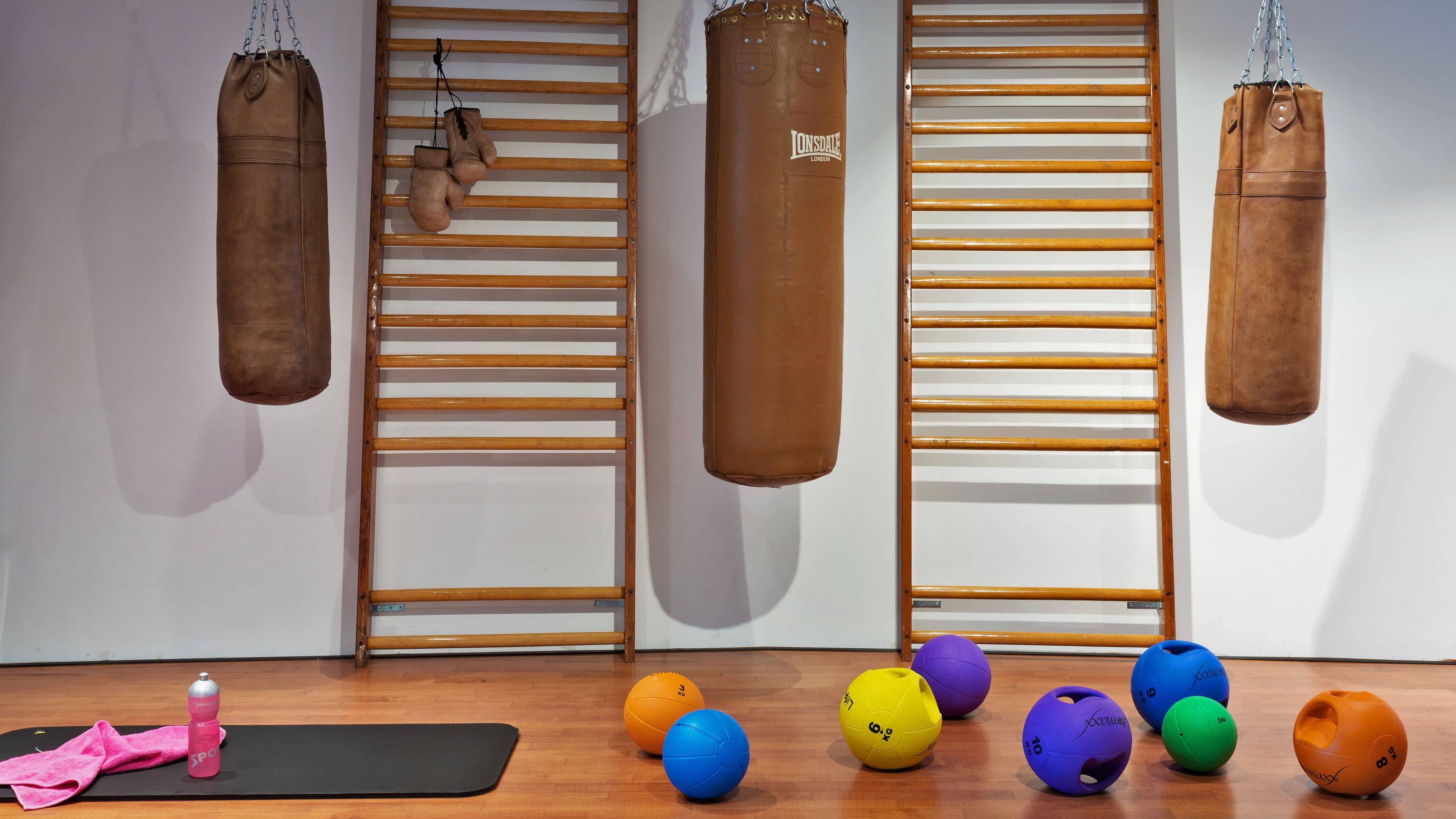 Moxy Amsterdam Houthavens