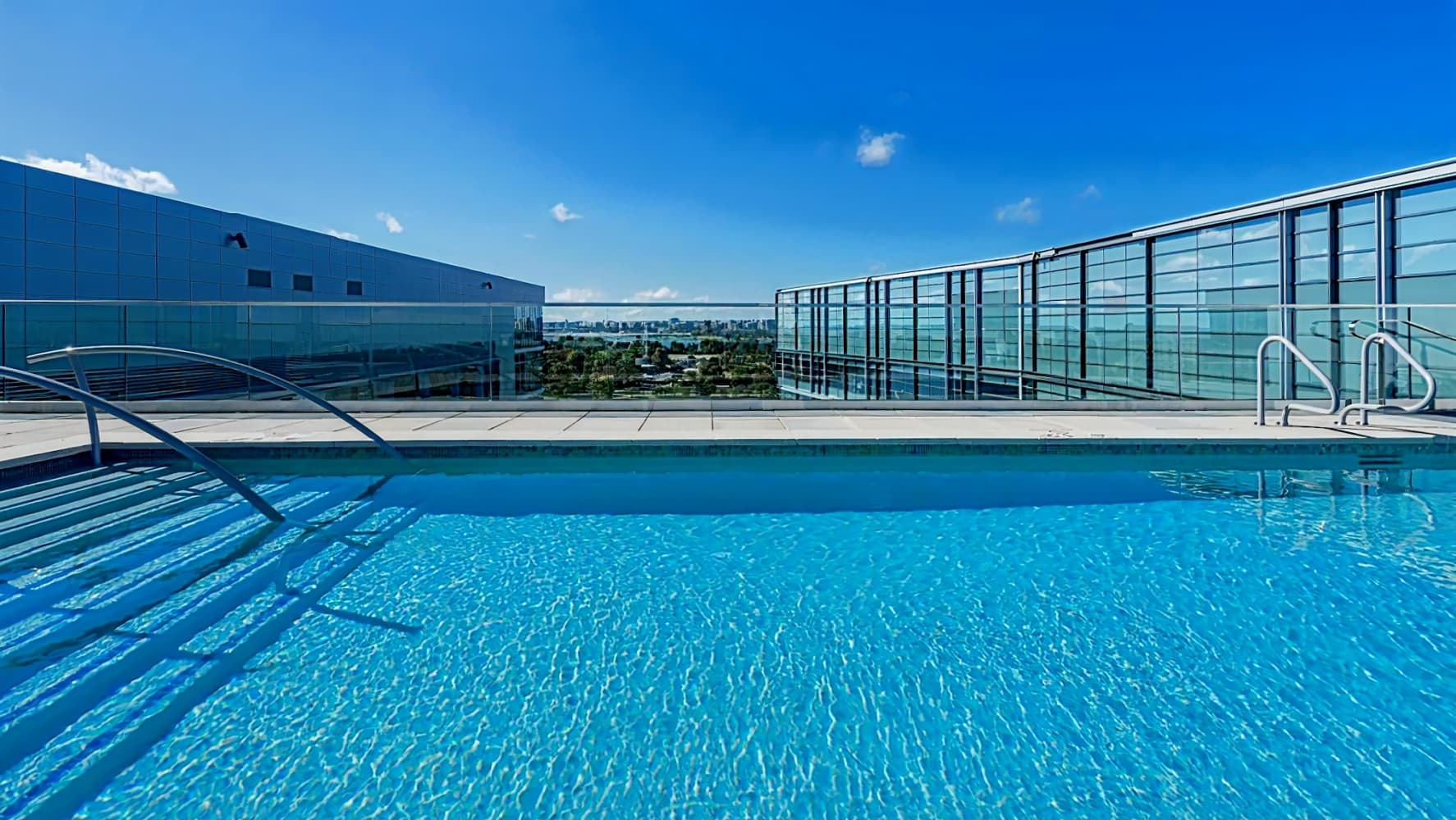 Hyatt House Washington DC / The Wharf