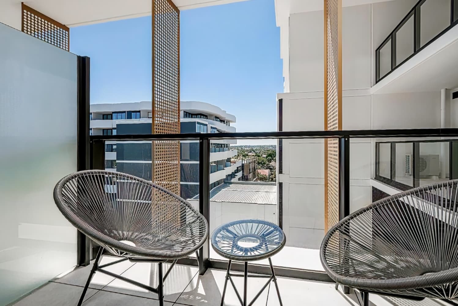 Oros Hotel and Apartments