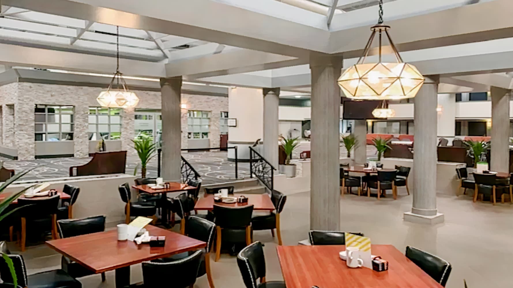 Holiday Inn Chicago North Shore