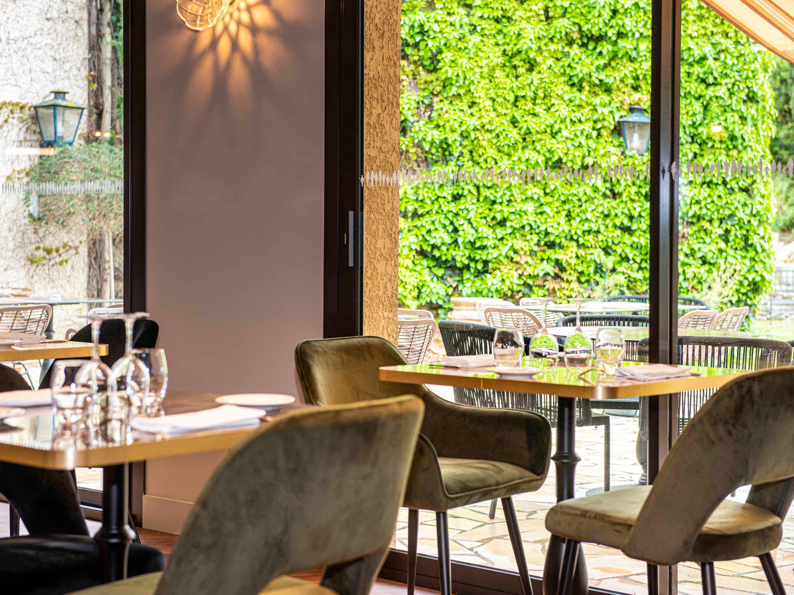 Mercure Carcassonne La Cité hotel